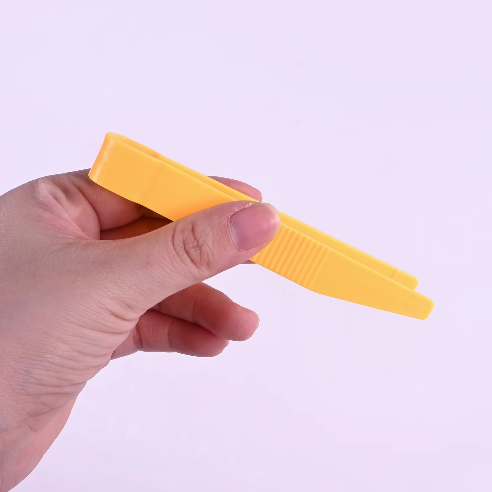 Adventure Insect Capsule Clip  - Outdoor Adventure Gifts ulasan dan harga